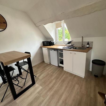 Appartements Pacy-Sur-Eure ภายนอก รูปภาพ