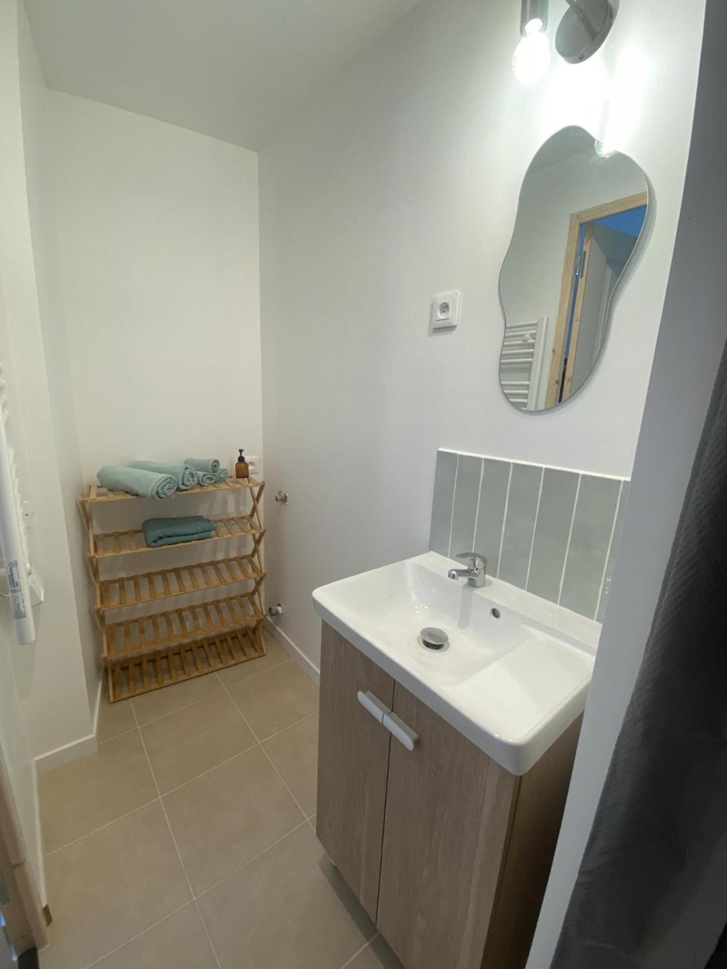 Appartements Pacy-Sur-Eure ภายนอก รูปภาพ