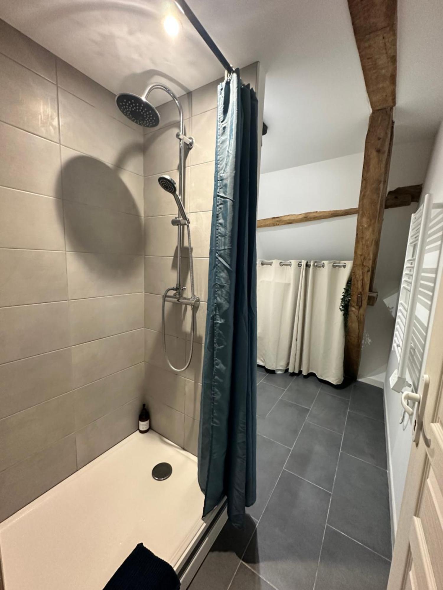Appartements Pacy-Sur-Eure ภายนอก รูปภาพ